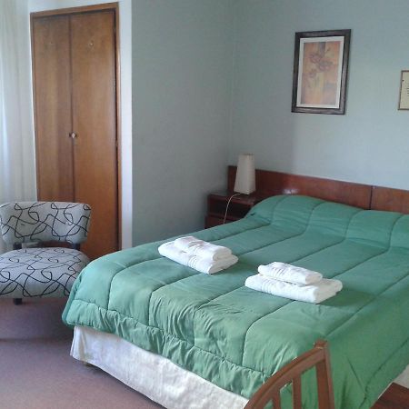 Iberia Hotel Olascoaga Neuquén Εξωτερικό φωτογραφία