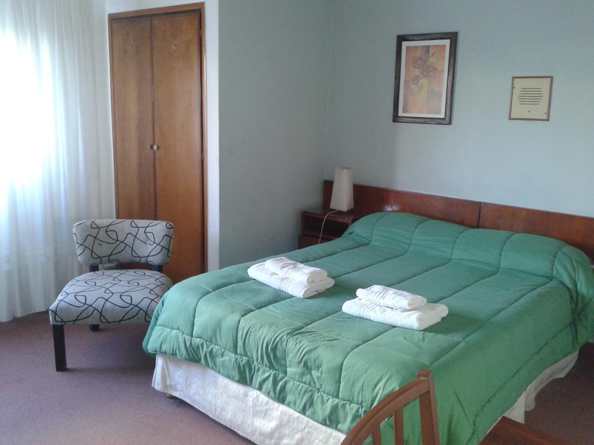 Iberia Hotel Olascoaga Neuquén Εξωτερικό φωτογραφία