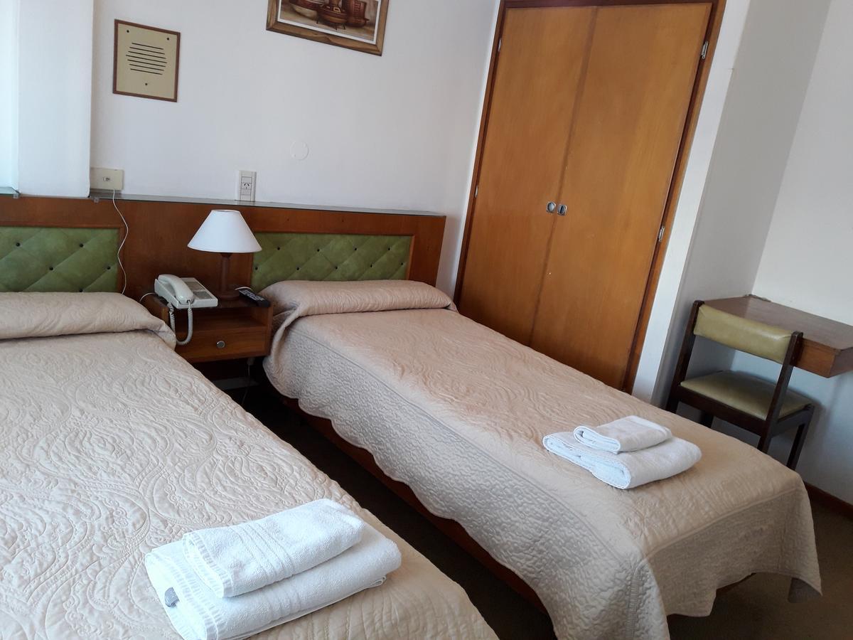 Iberia Hotel Olascoaga Neuquén Εξωτερικό φωτογραφία