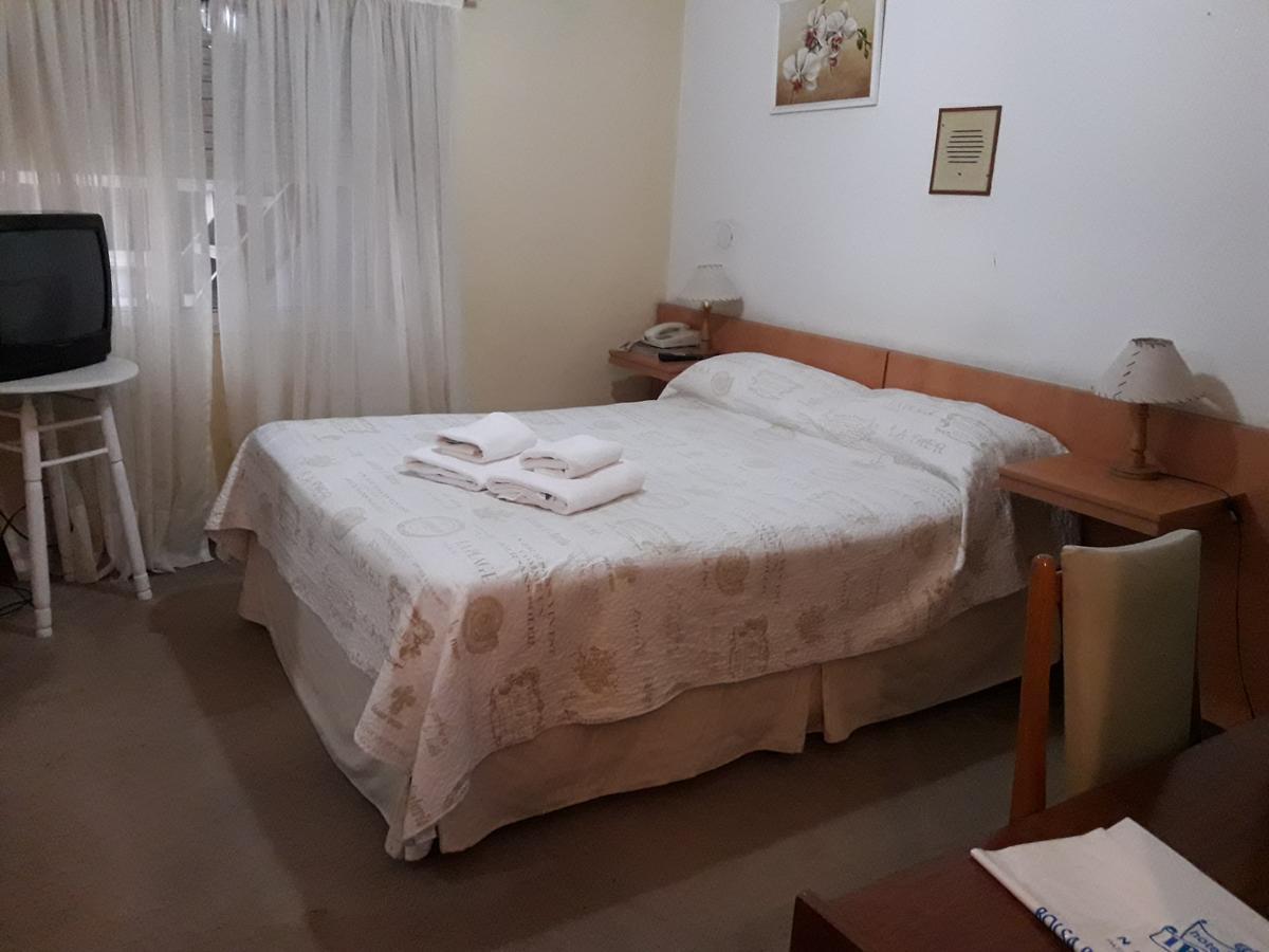 Iberia Hotel Olascoaga Neuquén Εξωτερικό φωτογραφία