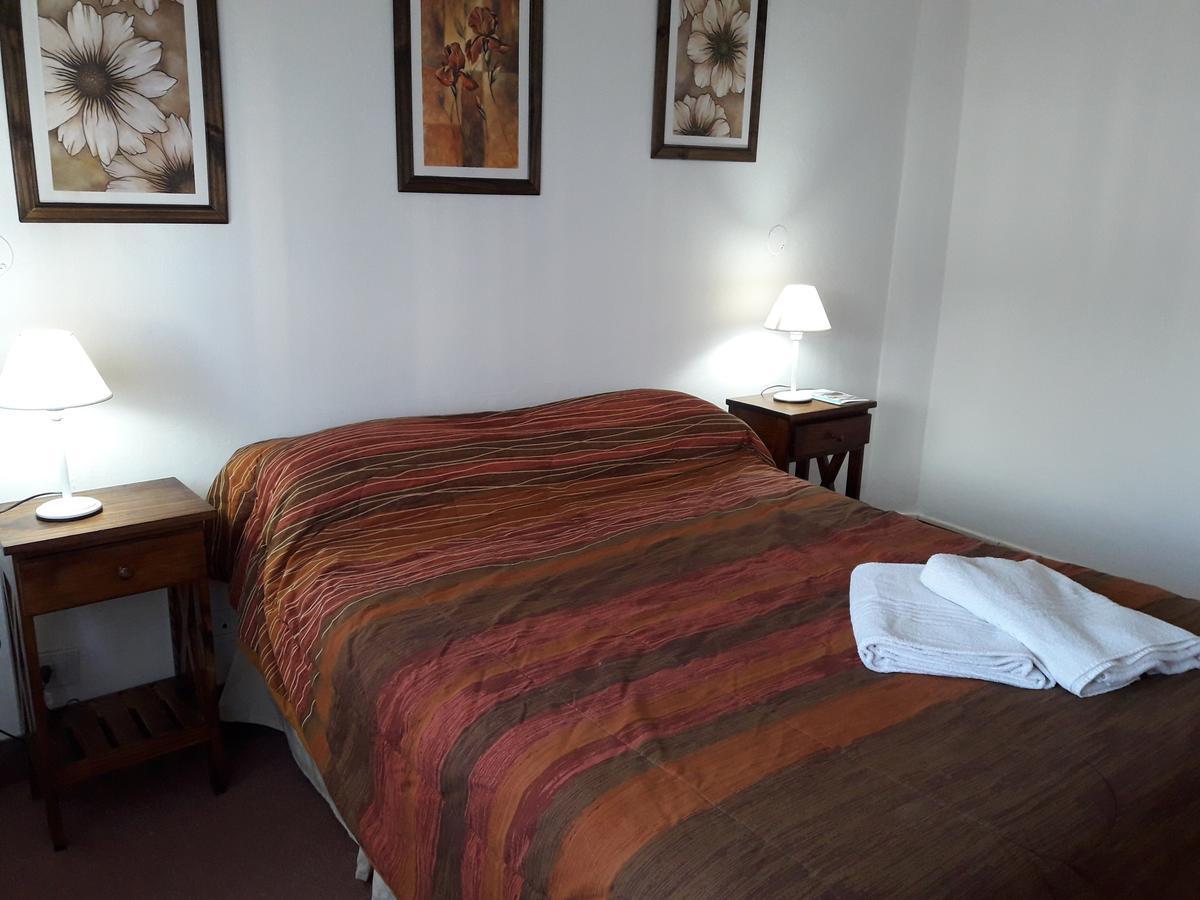 Iberia Hotel Olascoaga Neuquén Εξωτερικό φωτογραφία
