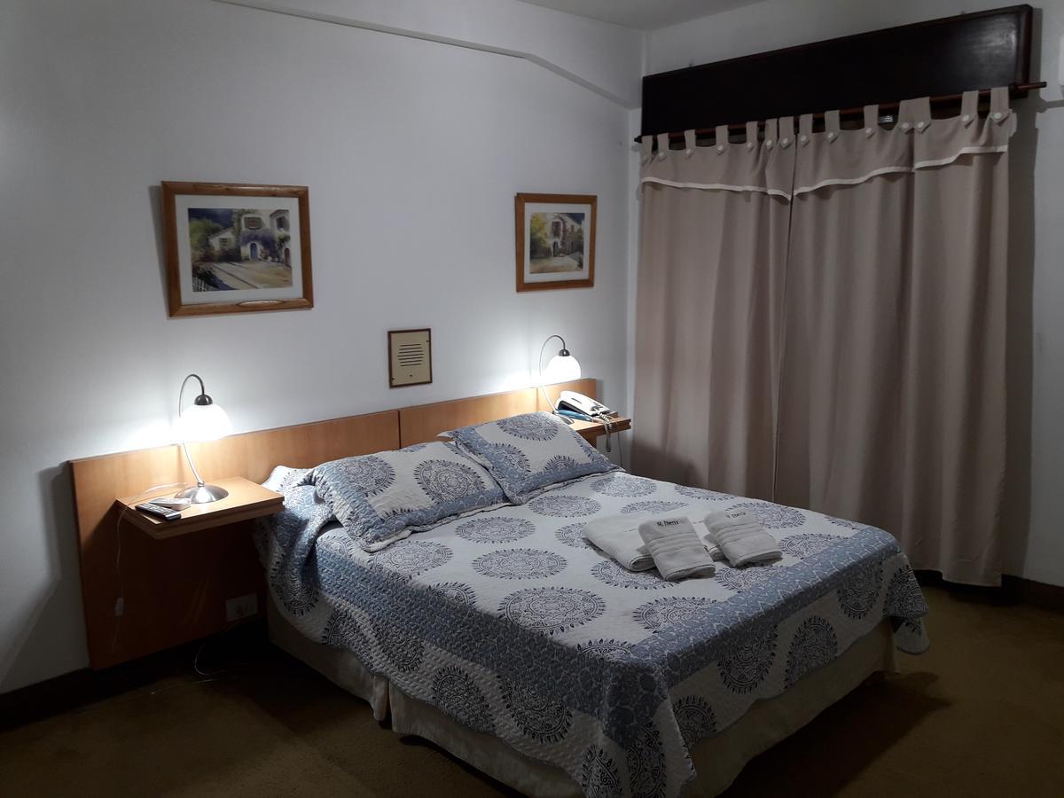 Iberia Hotel Olascoaga Neuquén Εξωτερικό φωτογραφία